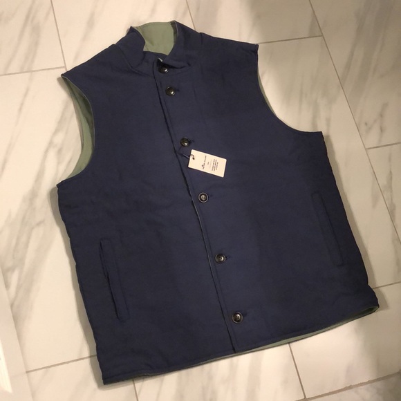 Men’s Peter Millar Reversible Vest - Picture 2 of 12